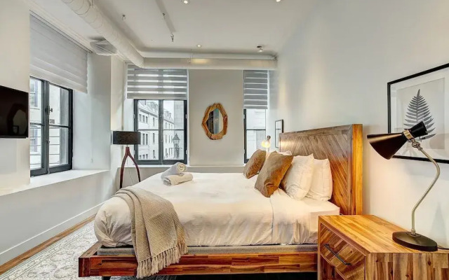 Saint Sulpice Lofts by Bakan - Old Montreal