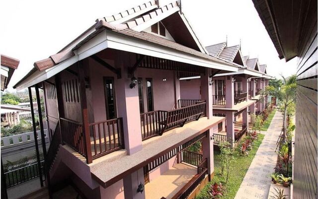 Baan Soontree Resort