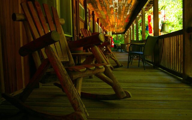 Coffee Creek Ranch