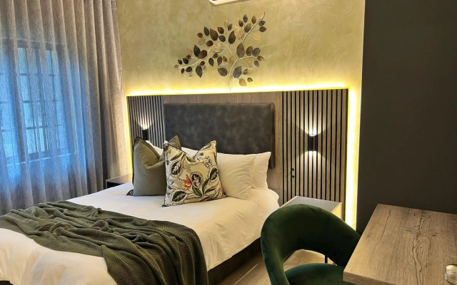 The Cycad Lodge & Chalets