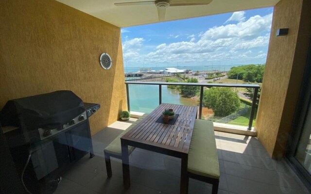 Zen by the Ocean - 1 BR Executive Apt