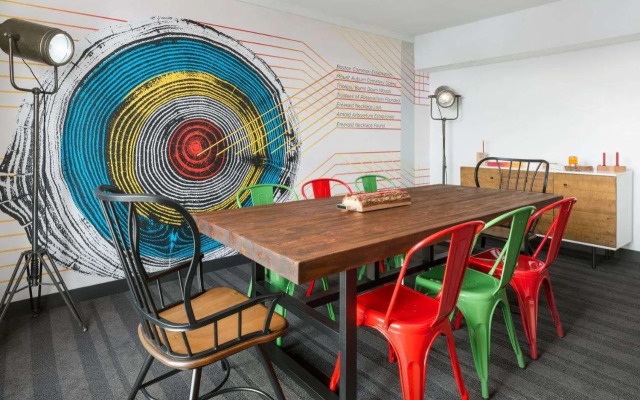 Studio Allston Hotel