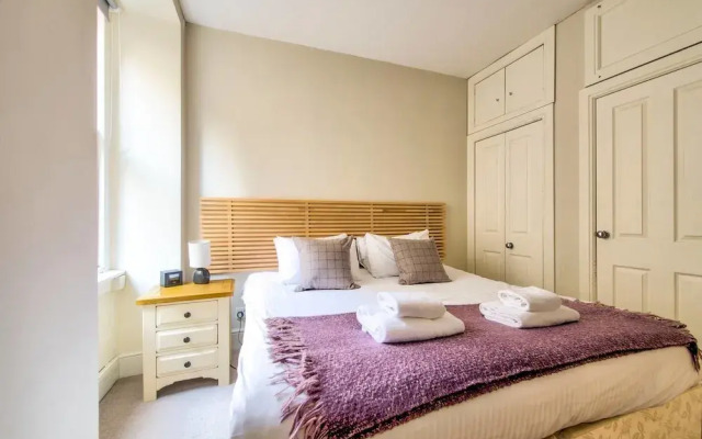JOIVY Amazing Location! - Lovely Rose St Apt in New Town