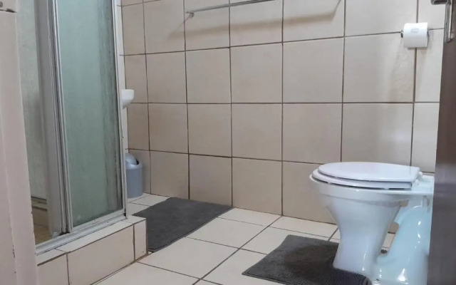 El Shadai Guest House