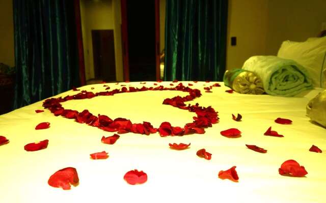 Holiday Guest House With Spa