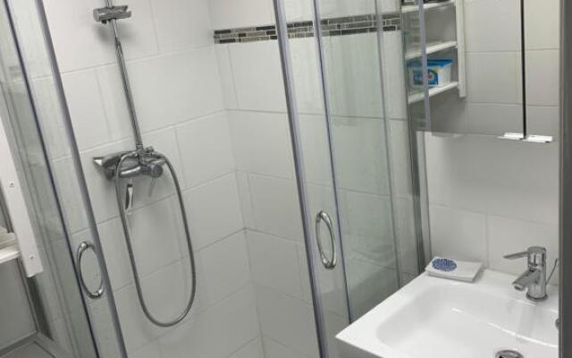 Studio Cabine Dans Residence Avec Piscine