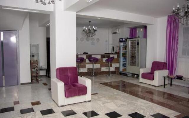 Iris Boutique