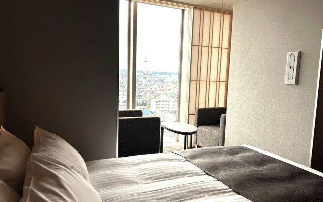 Premium Apart MONday KYOTO GOJO