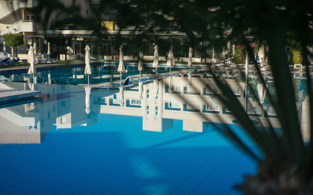 Aloe Hotel