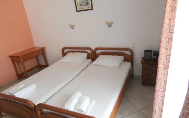 Christina Studios & Apartments