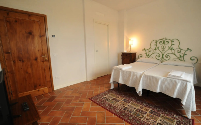La Locanda di Adele - Il Giardinetto B&B