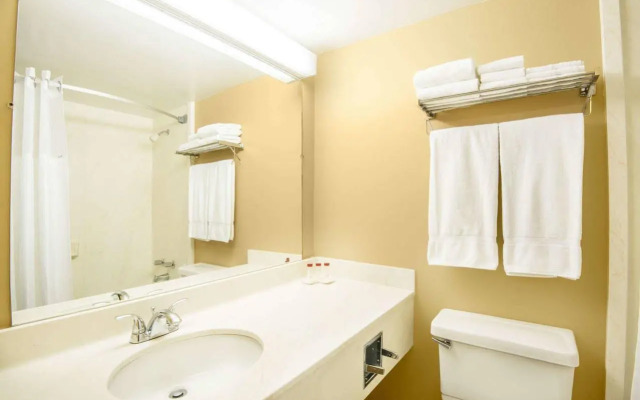 Ramada by Wyndham Denver Downtown