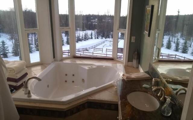 Alaska Sundance Retreat B&B