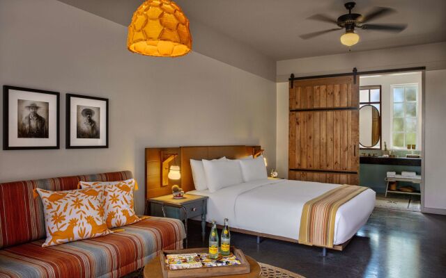 Texican Court, by Valencia Hotel Collection