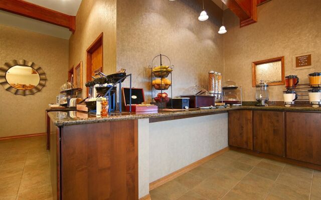 Best Western Holiday Hotel