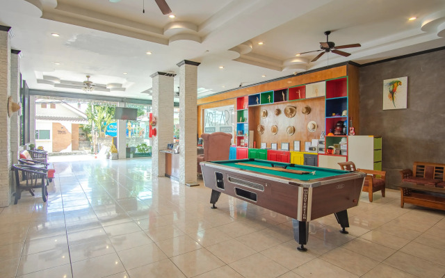 Art Mansion Patong Hotel