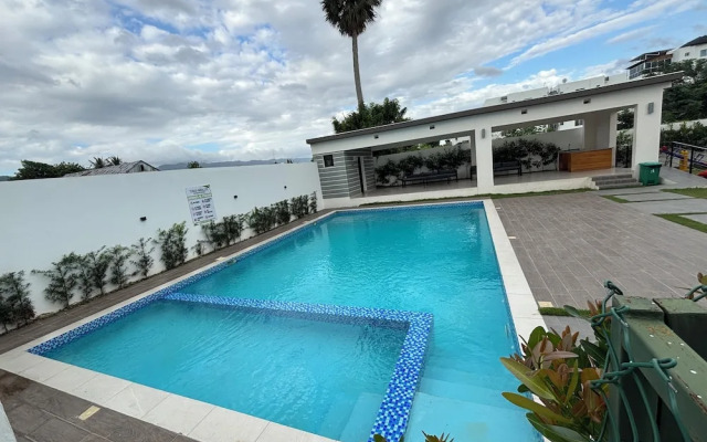 Con piscina y cama king