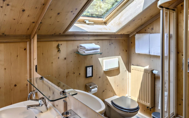 Villa Zollhaus Bed & Breakfast