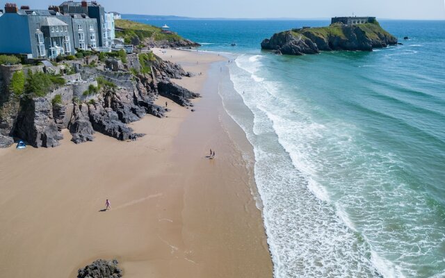 Croft Court - 1 Bedroom Apartment - Tenby