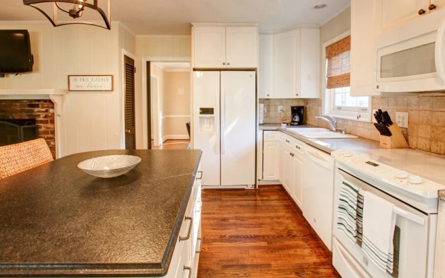 3 Bedroom, Woodlark Lane