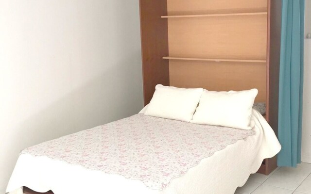 Studio in Saint-thibéry, With Wifi - 8 km From the Beach