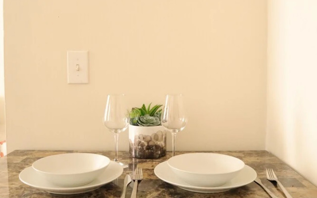 Rittenhouse Suites