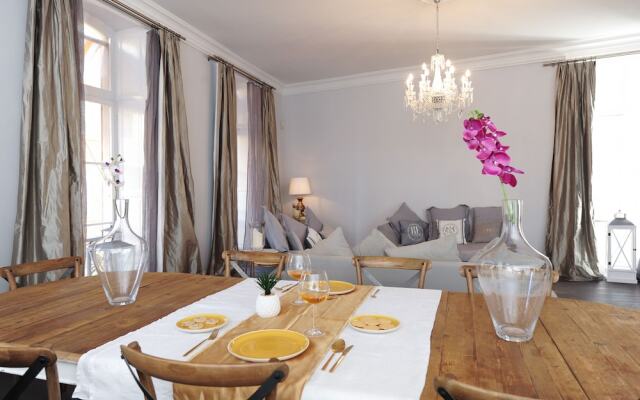 Silver Suite - Five Stars Holidays
