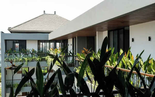 LOI Mansion Managed by ARM One Hundred