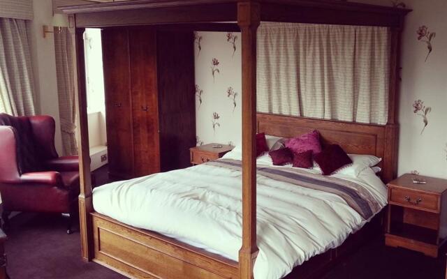The Bridge Hotel