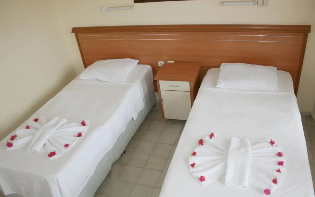 Ekin Hotel