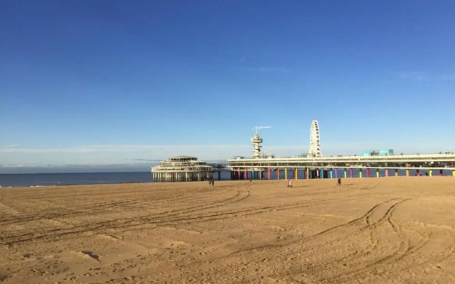 Scheveningen Flat Near Beach
