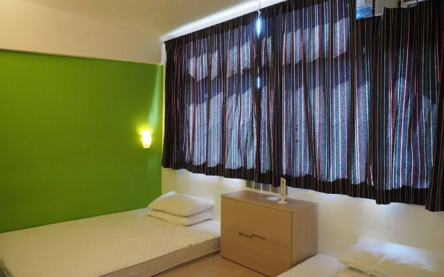 Panda's Hostel - Stylish