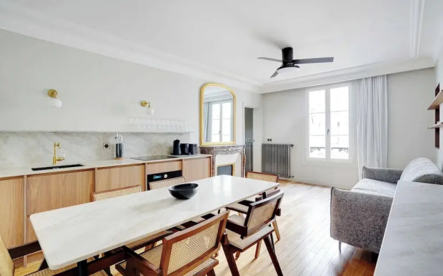 Magnificent Flat - 2br/6p - Champs Elysees