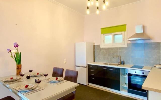Nissaki Sunlight - New Home Above the beach