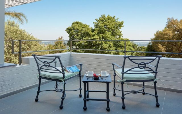 The Cliffside Boutique Getaway