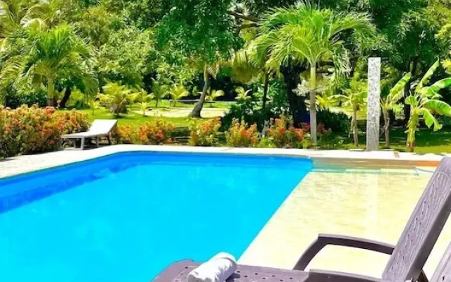 Tropical Garden House