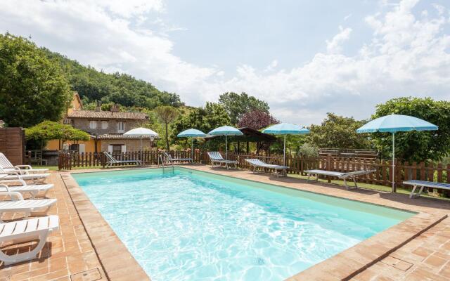 Apartment in Umbria Near Majestic Mountains