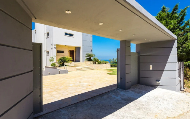 Villa O2 - With Private Heated Pool