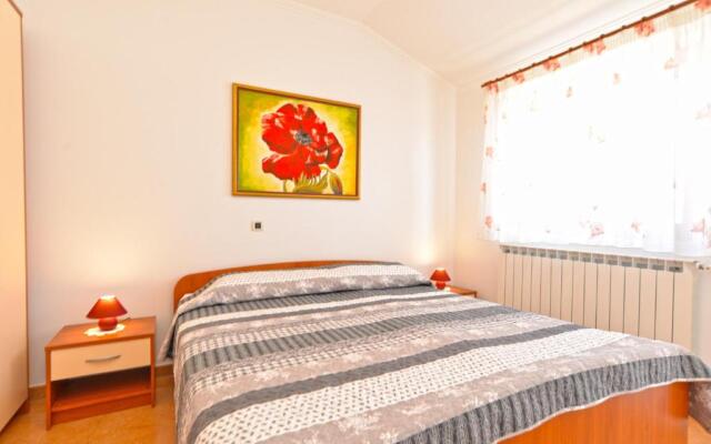 Apartment Ljiljana 1553