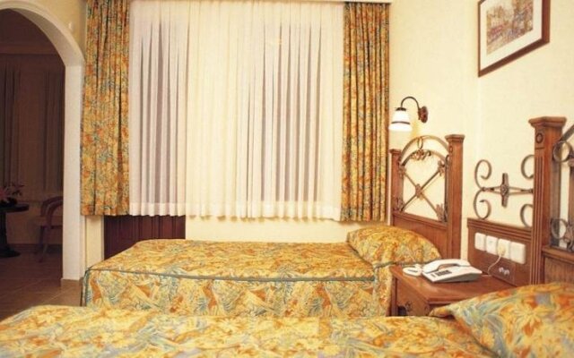 Amber Rose Apart Hotel