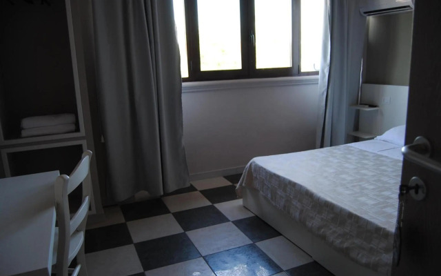 Business Hotel
