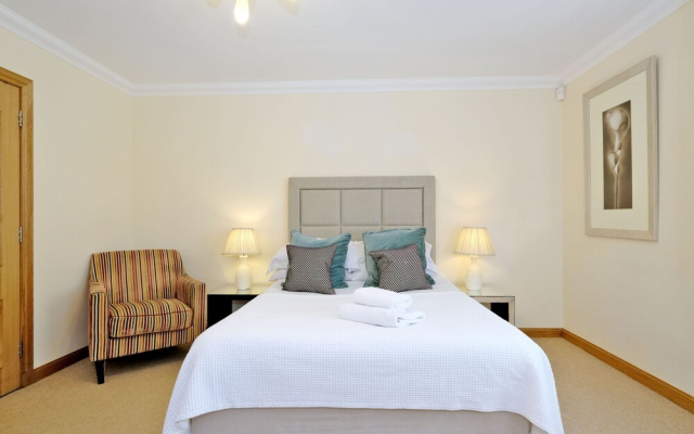 Bright Cults Home Near to the River Dee