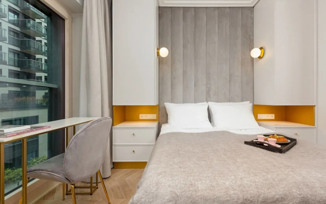 Mennica Morganit by Renters Prestige