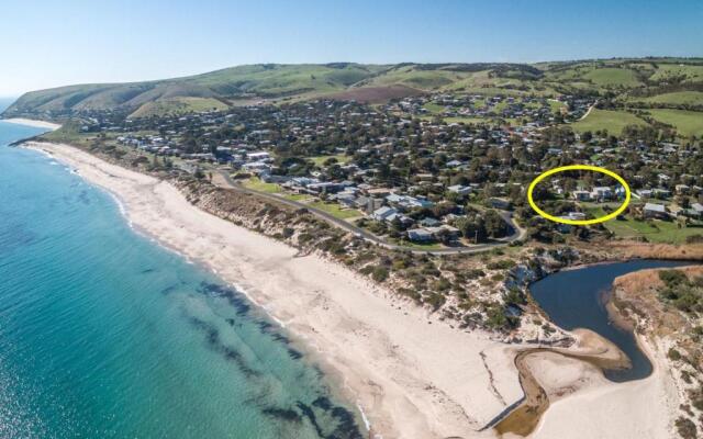 Carrickalinga SeaHaven: Coastal Escape-4BRM - 29 Riverview Drive