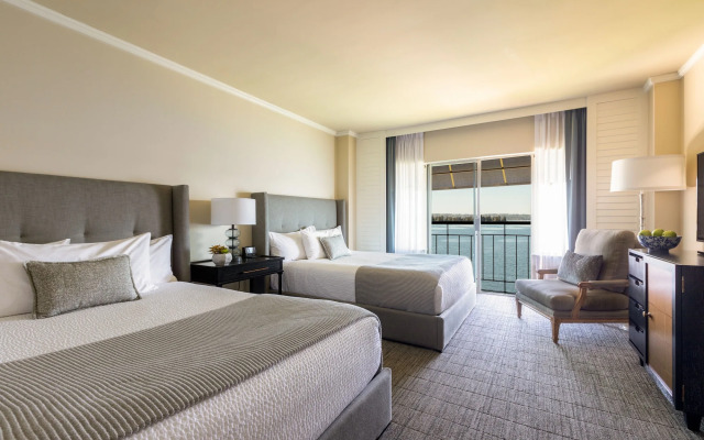 Woodmark Hotel and Still Spa