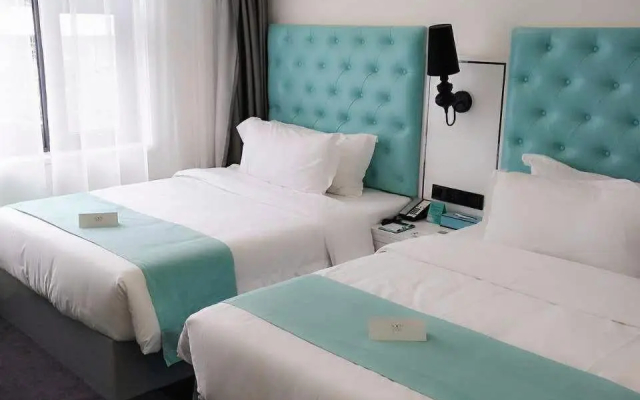 Xana Lite Lanzhou Railway Station Branch