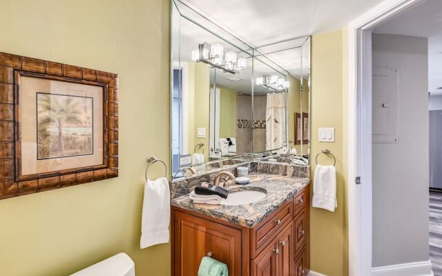 Inlet Reef 510 2 Bedroom Condo by RedAwning