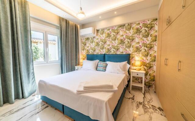 Thomas Villa Hersonissos - Private Pool - Sleeps 6