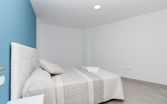 Torremolinos Pool And Garden Canovas Apartment