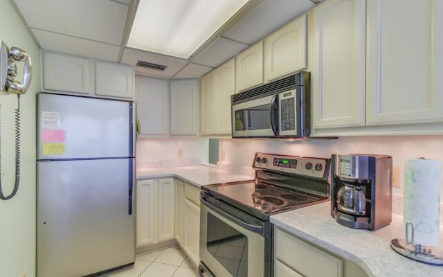 Aqua Vista Condominiums